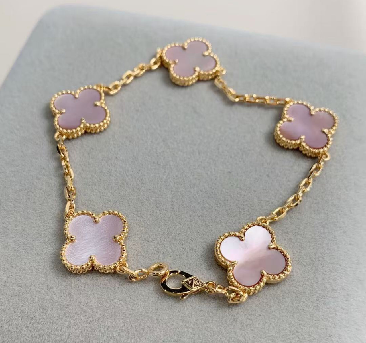 Luxury Quality Clover Bracelet 18k Gold