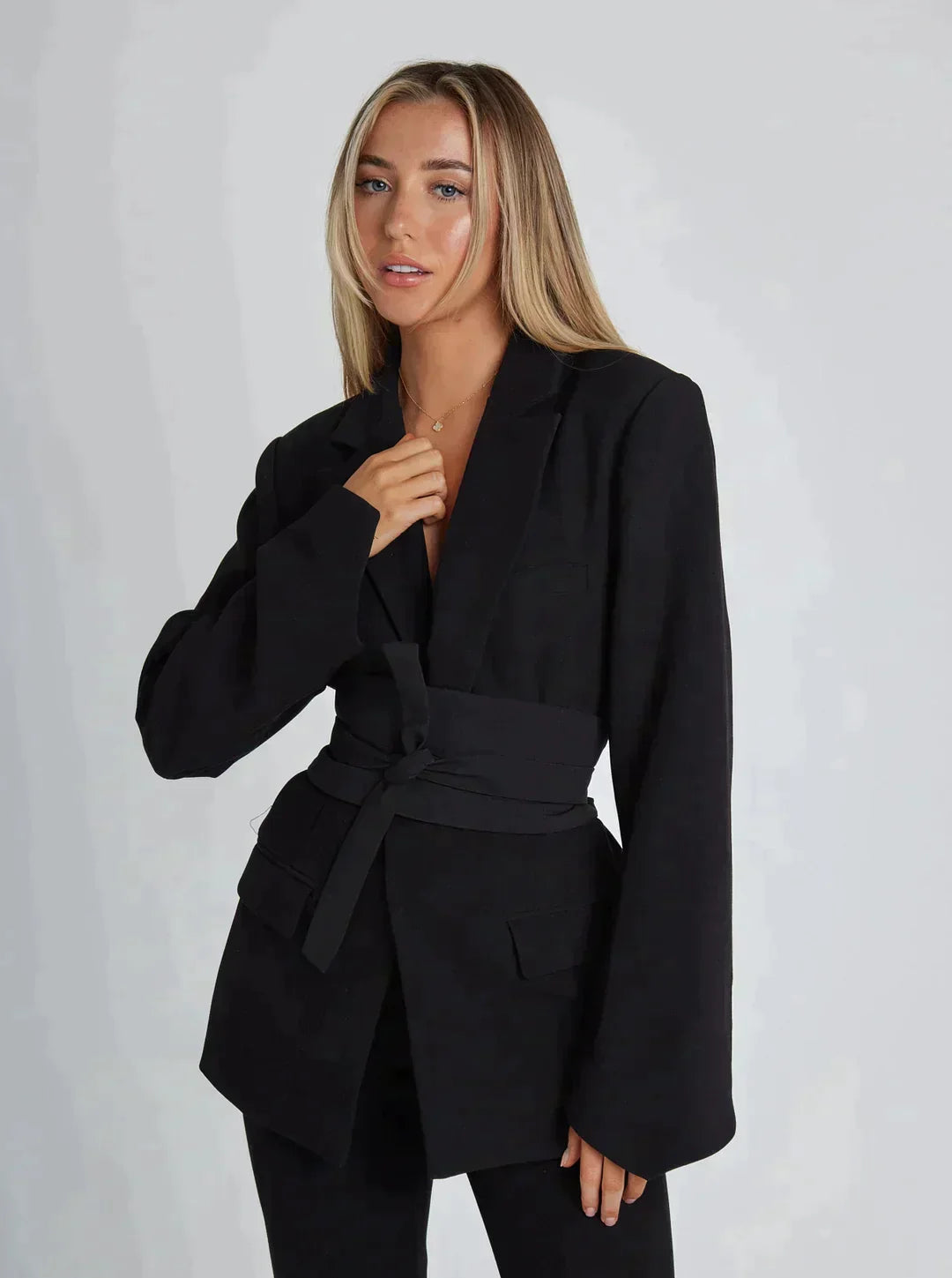 Slim Waist Look Blazer - SassQuality