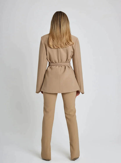 Slim Waist Look Blazer - SassQuality